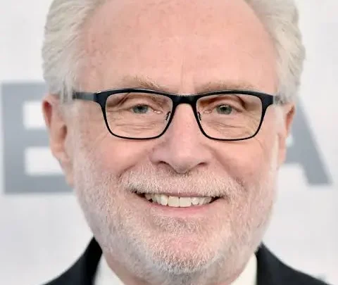 Wolf Blitzer Biography: Net Worth, Wife, Age, Daughter, Height, Parents, Career, TV Shows