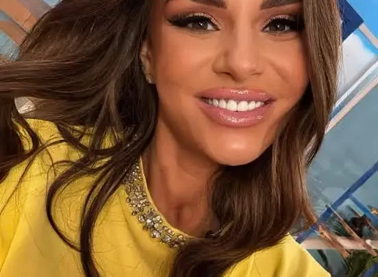 Eleni Tsolaki Bio: Siblings, Parents, Age, Spouse, Net Worth, Children, Height, Career