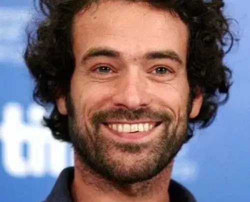 Romain Duris Biography: Ethnicity, Age, Movies, Height, Awards, Net Worth, Girlfriend