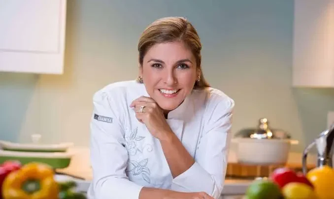 Lorena García Biography: Age, Restaurants, Net Worth, Career, Height, Cookbook, Son, Husband
