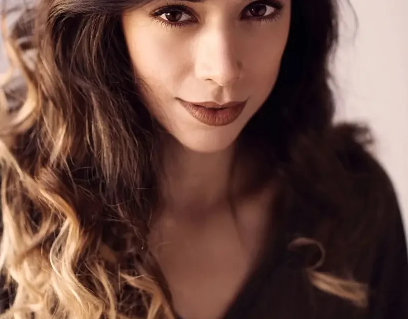 Estefany Escobar Biography: Net Worth, Age, Height, Sister, Career, TV Shows, Instagram, Husband