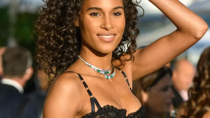 Cindy Bruna Biography: Boyfriend, Net Worth, Age, Height, Ethnicity, Runway, Instagram, Sister