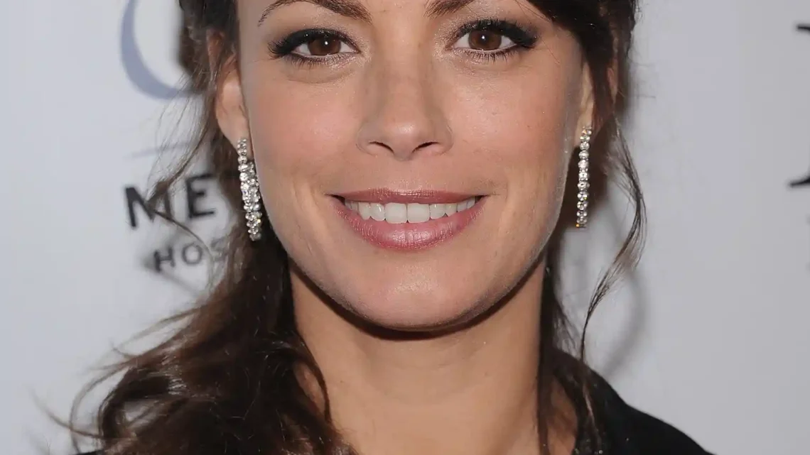 Bérénice Bejo  Biography: Husband, Movies, Awards, Parents, Height, Age, Ethnicity, Net Worth