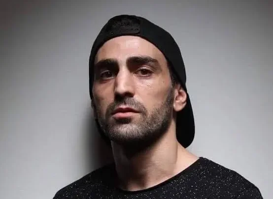 Tornike Kipiani Biography: Ethnicity, Awards, Net Worth, Height, Songs, Age, Instagram