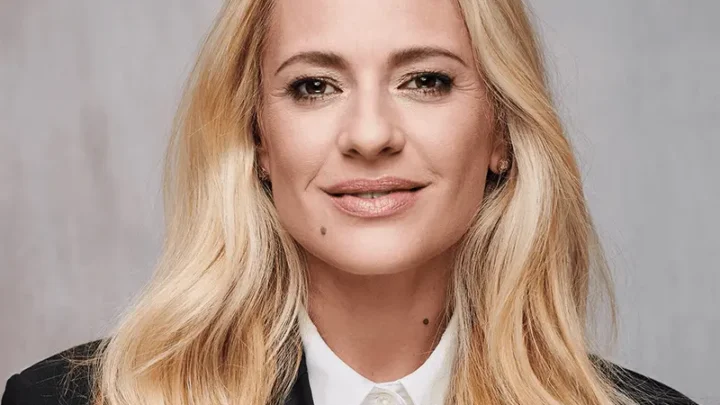 Christa Rigozzi Biography: Age, Net Worth, Height, Career, Husband, Daughters, TV Shows, Instagram