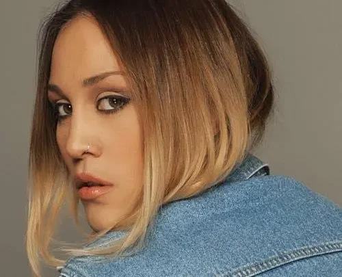 Pinelopi Anastasopoulou Bio: Husband, Career, Age, Height, Net Worth, Daughters, Theatre, Instagram