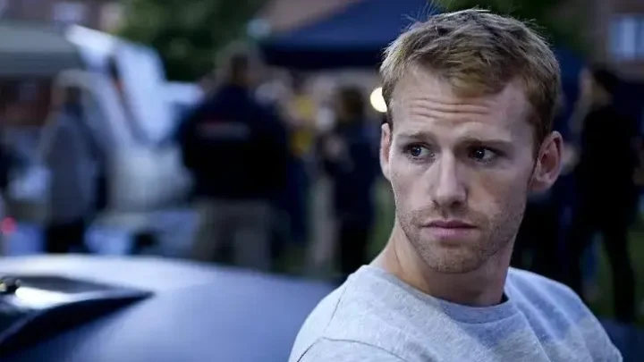 Cyron Melville Biography: Parents, Age, Height, Net Worth, Siblings, Movies & TV Shows, Spouse