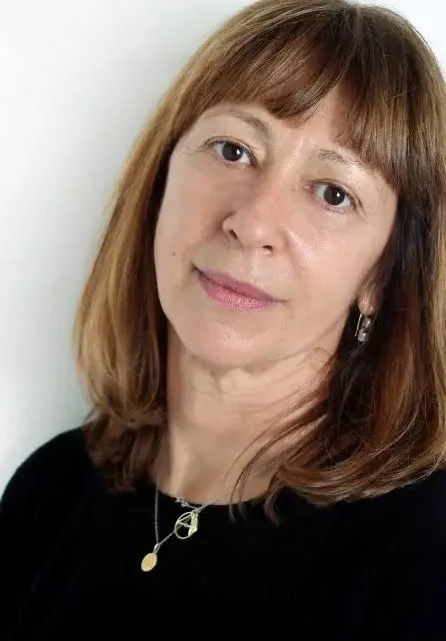 Ana Bustorff Biography: Husband, Ethnicity, Awards, Net Worth, Age,  Son, Height, Movies