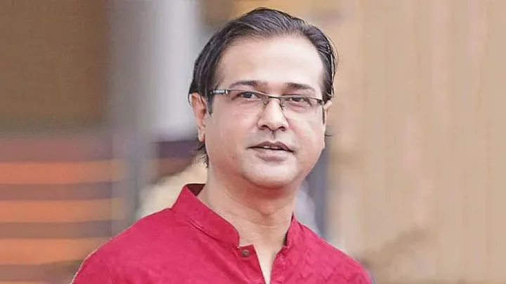 Asif Akbar Biography: Children, Parents, Net Worth, Wife, Age, Height, Songs, Nationality