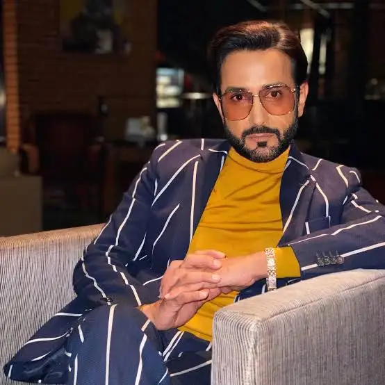 Habib Qaderi Biography: Nationality, Religion, Height, Age, Songs, Spouse, Net Worth, Facebook