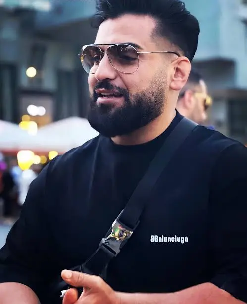 Valy Hedjasi Biography: Net Worth, Songs, Age, Spouse, Height, Parents, Twitter, Nationality