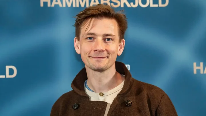 Esben Smed Biography: Age, Height, Spouse, Net Worth, Parents, Movies & TV Shows, Awards