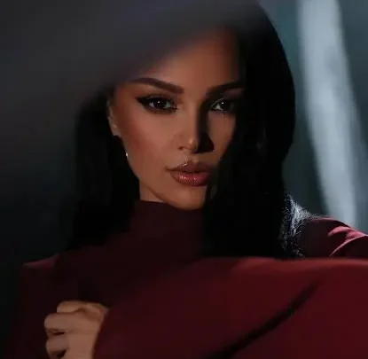 Samanta Karavella Biography: Instagram, Net Worth, Height, Songs, Ethnicity, Awards, Age, Boyfriend