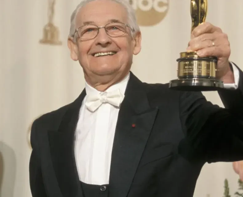Andrzej Wajda Biography: Wife, Net Worth, Movies, Age, Ethnicity, Daughter, Height, Death