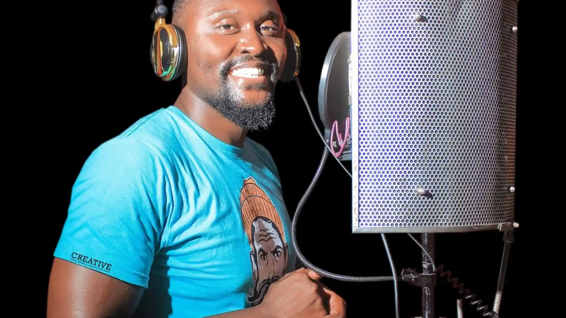 B’Flow (musician) Biography: Parents, Age, Net Worth, Height, Wife, Songs, Career