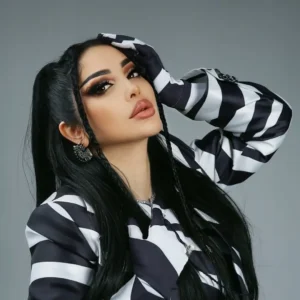 Shabnam Surayyo