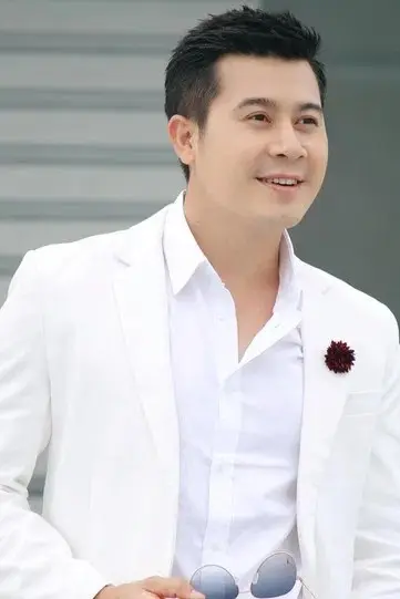 Nay Toe Biography: Nationality, Awards, Films, Age, Net Worth, Height, Spouse, Siblings