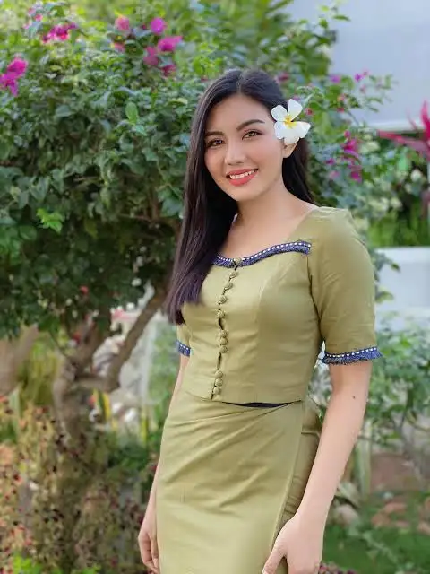 May Myint Mo Biography: Boyfriend, Height, Age, Net Worth, Instagram, Movies, Siblings