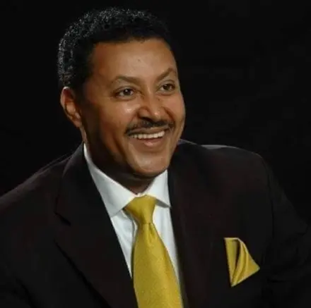 Neway Debebe Biography: Children, Albums,  Wife, Age, Height, Net Worth, Songs, Divorce