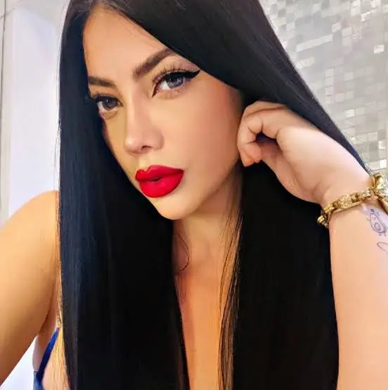 Nathalie Carvajal Campoverde Bio: Instagram, Net Worth, Age, Height, Ethnicity, Parents, Awards