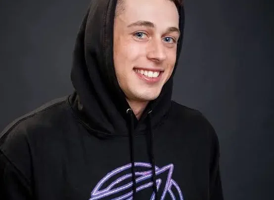 Beniipowa Bio: Age, Height, Parents, Net Worth, Girlfriend, Kids, YouTube, Instagram