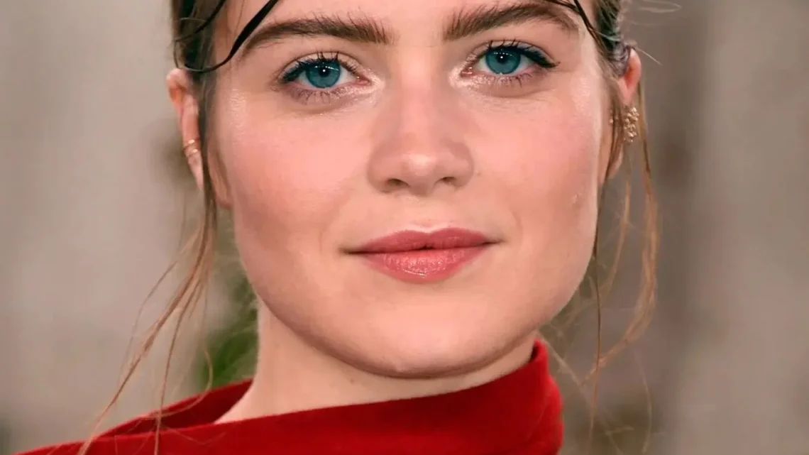 Hera Hilmar Biography: Age, Height, Parents, Net Worth, Boyfriend, Kids, Movies, Instagram