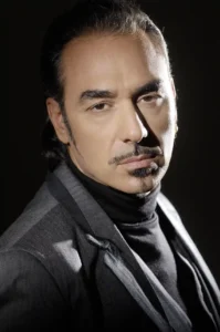 Notis Sfakianakis