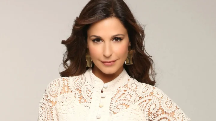 Katerina Papoutsaki Biography: Age, Height, Parents, Husband, Kids, Net Worth, Movies, TV Shows, Songs