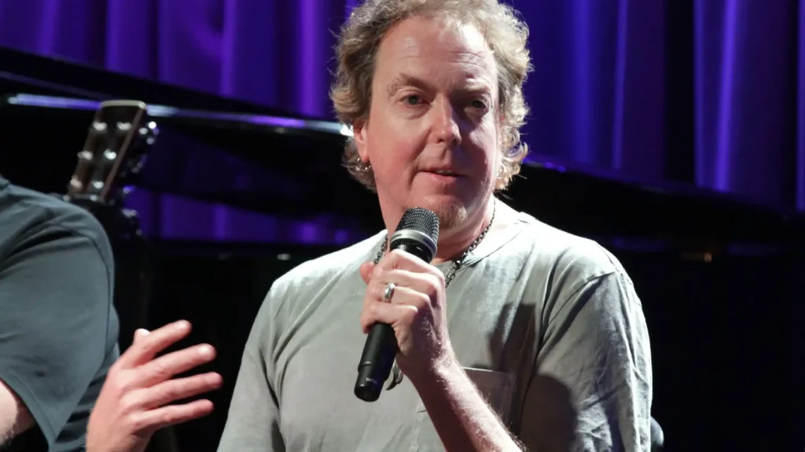 Dave Bassett Biography: Height, Spouse, Age, Net Worth, Awards, Songs, YouTube