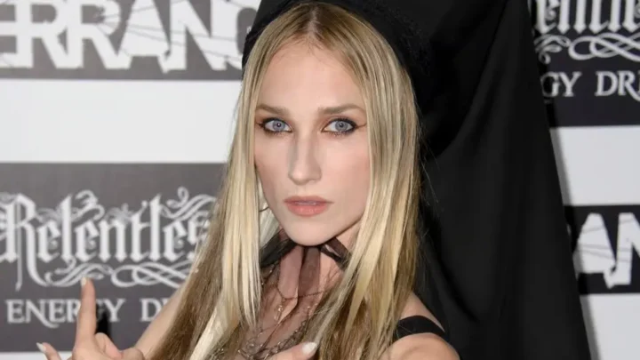 Jill Janus Biography: Age, Net Worth, Death, Songs, Events, Height, Spouse, Instagram, Awards