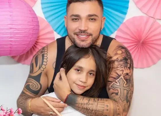 Jessi Uribe’s daughter Luna Isabel Uribe Biography: Net Worth, Siblings, Height, Parents, Age, Boyfriend