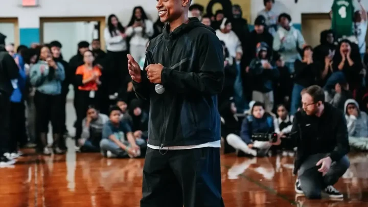 Isaiah Thomas (basketballer) Bio: Age, Stats, Net Worth, Wife, Kids, Parents, Height, Contract