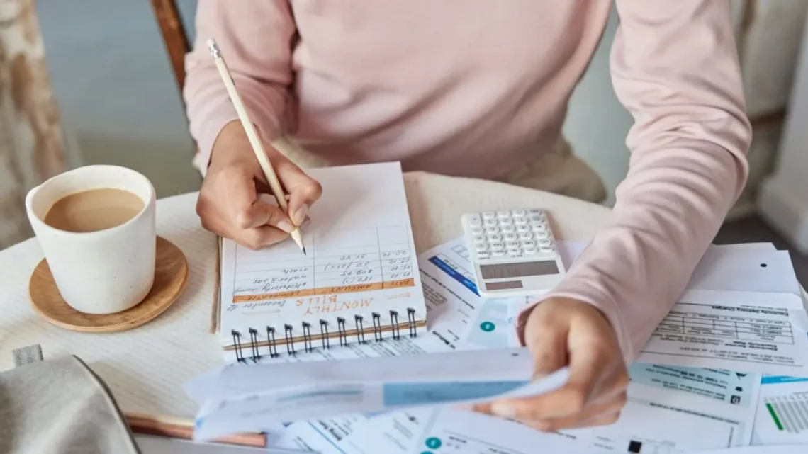 The Ultimate Beginner’s Guide to Building a Budget That Actually Sticks