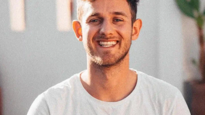 Boaz van Boggelen Biography: Height, Parents, Age, Net Worth, Siblings, YouTube, Girlfriend, Pictures