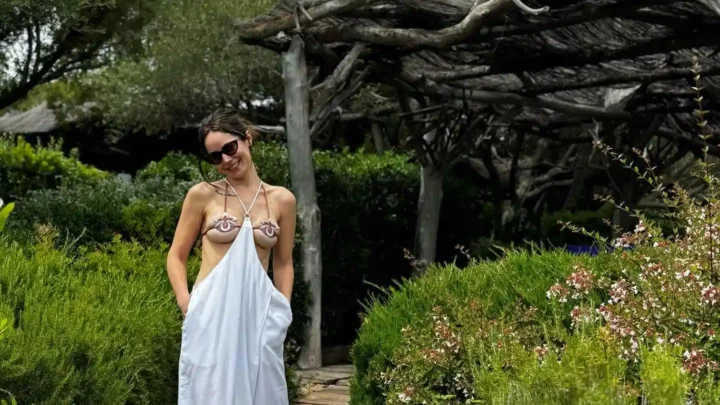 Camila Sodi Biography: Age, Net Worth, Siblings, Height, Parents, TV Series,  Movies, Songs, Boyfriend, Awards