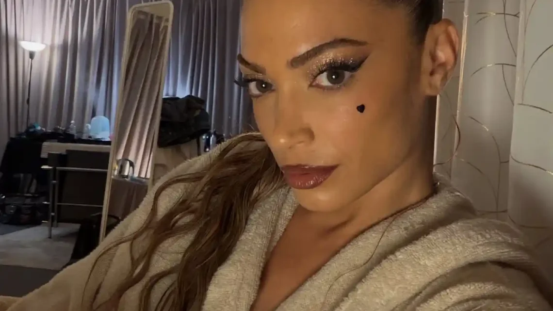 Elodie (singer) Biography: Songs, Movies, Age, Net Worth, Siblings, Height, Parents, Awards, Albums, Boyfriend