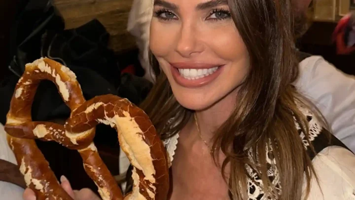 Ilary Blasi Biography: Age, Net Worth, Siblings, Height, Parents, Awards, Boyfriend, Kids, Movies