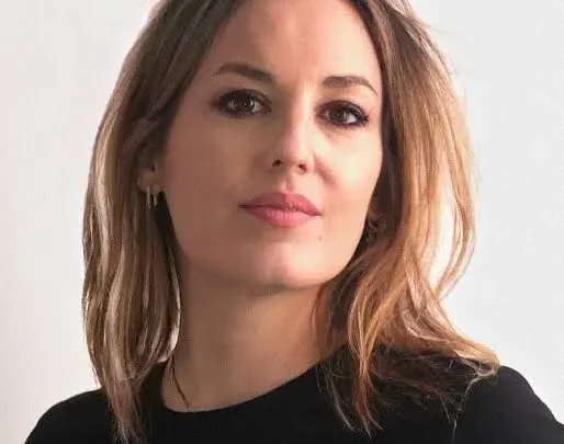 Agathe Riedinger Biography: Height, Parents, Age, Net Worth, Siblings, Music Videos, Awards, Relationship