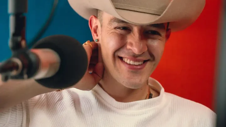 Luis Alfonso Biography: Net Worth, Siblings, Height, Parents, Age, Wife, Songs, Lyrics, Playlists