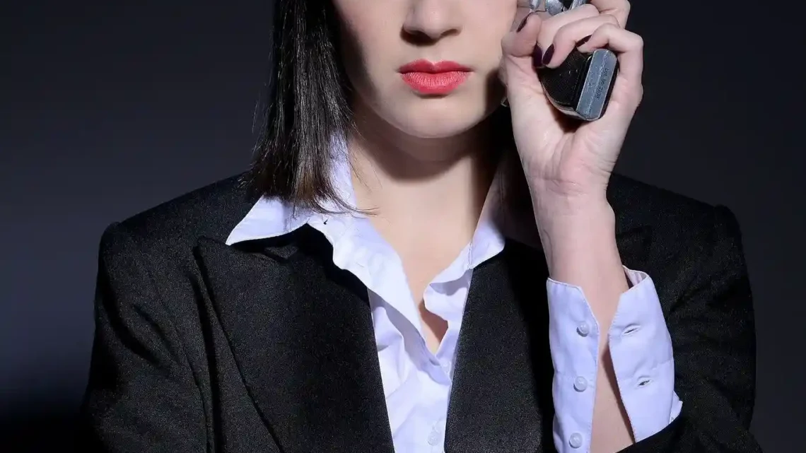 Mia Dimšić Biography: Awards, Boyfriend, Height, Parents, Age, Net Worth, Siblings, Music Videos, Albums, Singles