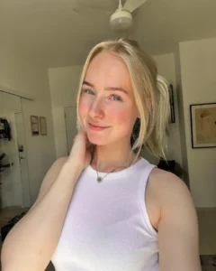 Nienke Helthuis