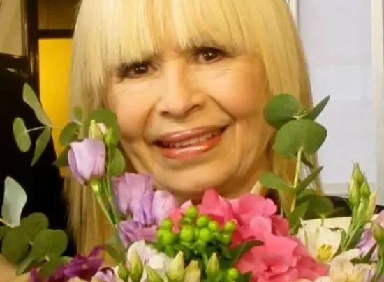 Pablo Chiapella Biography: Albums, Singles, Height, Parents, Age, Net Worth, Sister, Husband, Films