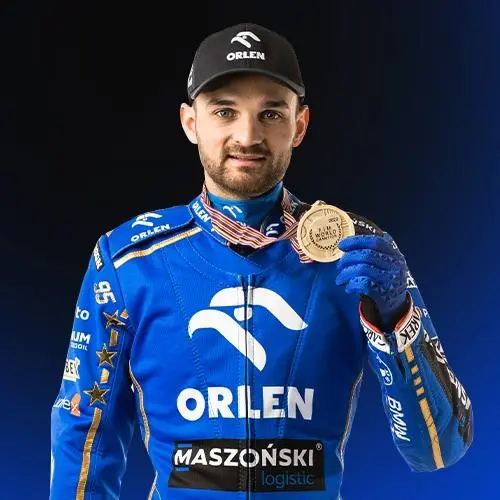 Bartosz Zmarzlik Biography: World Championships, Age, Wife, Height, Net Worth, Parents, Career