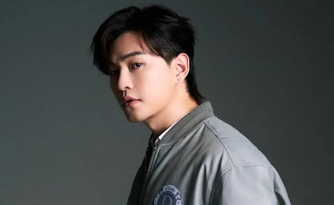 Alvin Chong Biography: Albums, Instagram, Height, Ethnicity, Girlfriend,  Age, Songs, Awards, Net Worth
