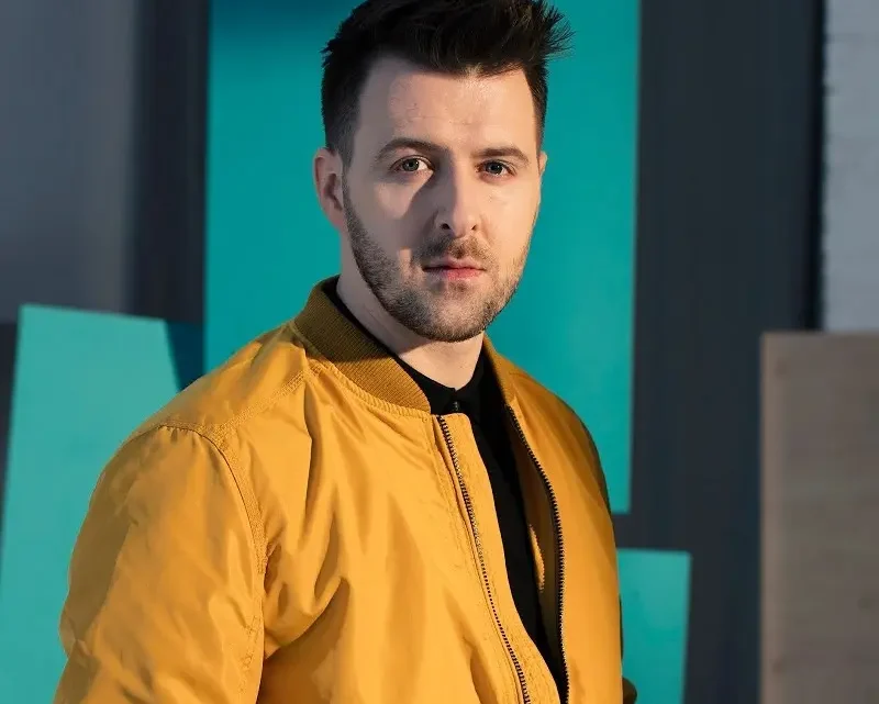 Grzegorz Hyży Biography: Children, Age, Net Worth, Wife, Height, Songs, Parents, Albums