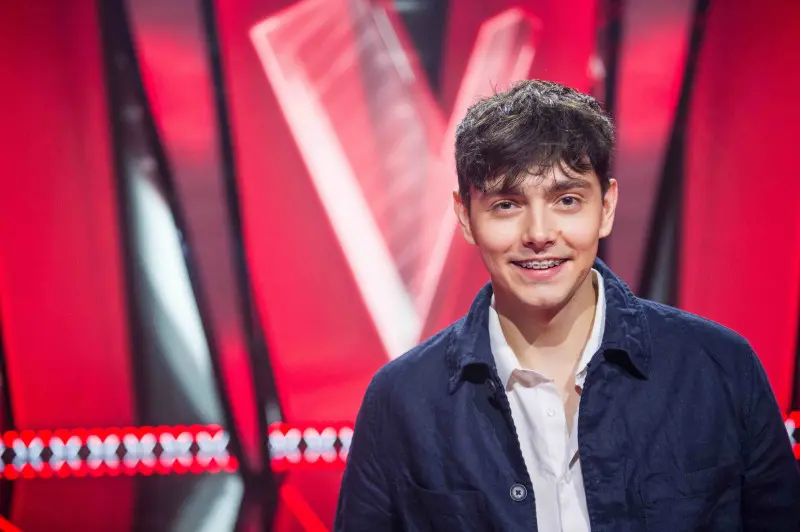 Sylwia Przybysz’s husband, Jan Dąbrowski Bio: Wife, Children, Age, Net Worth, Height, Parents, YouTube Career, Siblings