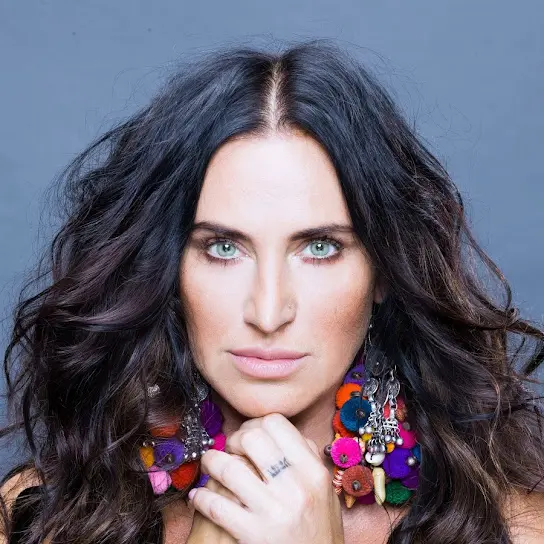 Kayah (singer) Biography: Net Worth, Age, Son, Albums, Height, Ex-Husband, Parents, Songs, Albums