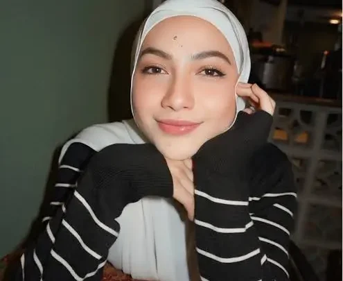 Aishah Azman Biography: Net Worth, Movies, Ethnicity, Religion, Age, Height, Awards, Husband