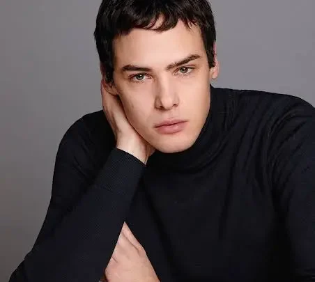 Thomas Prenn Biography: Net Worth, Age, Height, Parents, Movies & TV Shows, Wife, Wikipedia