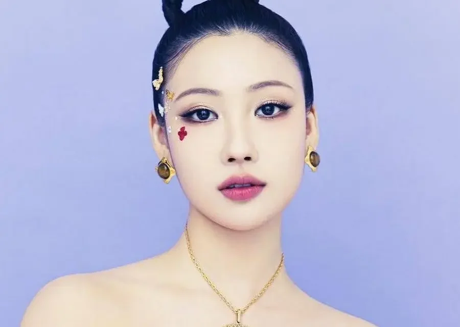 Risabae Biography: Instagram, Net Worth, Age, Makeup, Ethnicity, Songs, Real Name, YouTube